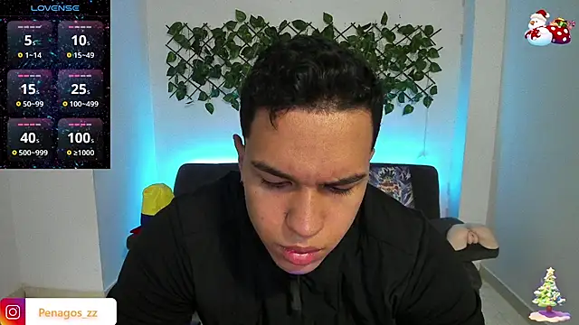 Snapshot of Taylor_John chatting on 01-02-25, 02:13 Taylor John online show from 01-02-25, 02:13