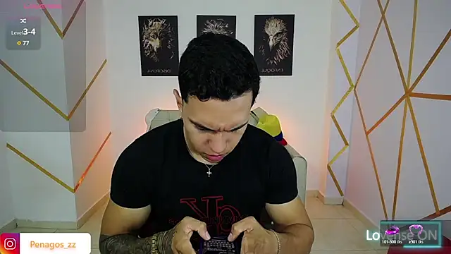 Snapshot of Taylor_John chatting on 02-17-25, 01:32 Taylor John online show from 02-17-25, 01:32