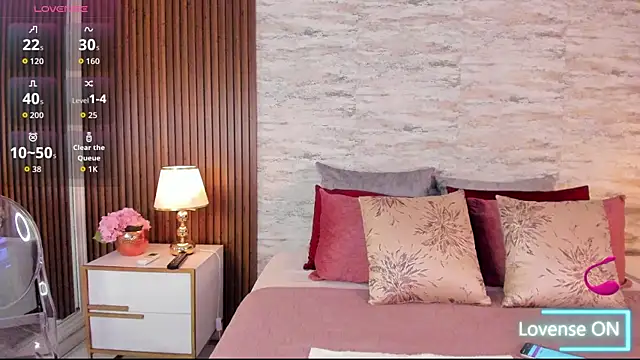 Snapshot of AndreaPink2024 chatting on 10-10-25, 01:43 AndreaPink2024 online show from 10-10-25, 01:43