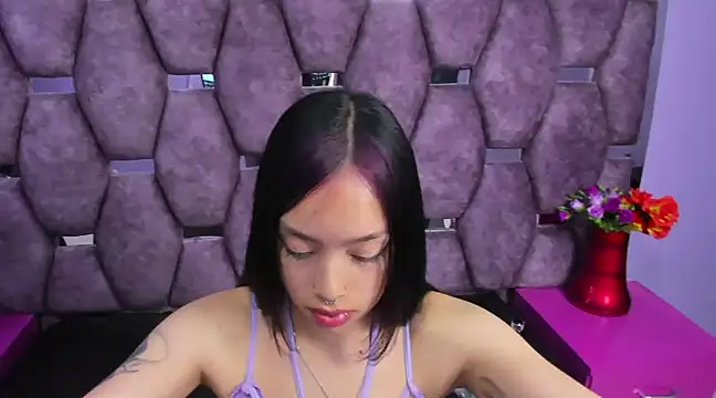 Snapshot of Sofia_Mirandaa18 chatting on 01-03-25, 04:48 Sofia Mirandaa18 online show from 01-03-25, 04:48