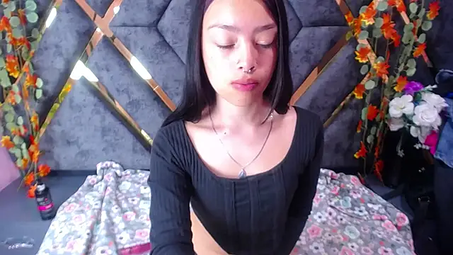 Snapshot of Sofia_Mirandaa18 chatting on 01-31-25, 12:51 Sofia Mirandaa18 online show from 01-31-25, 12:51