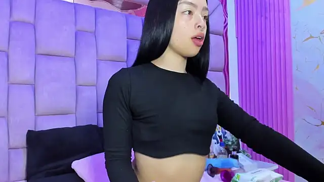 Sofia Mirandaa18 online show from 04-20-26, 02:31