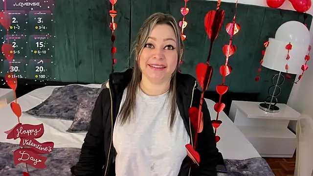 PandoraB  online show from 02-16-25, 11:38