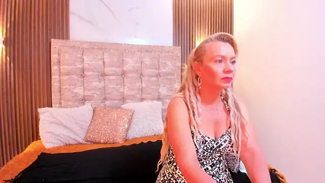 AnastasiaTaylor  online show from 09-16-25, 03:29