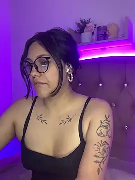 angellique 22 online show from 12-30-24, 09:27