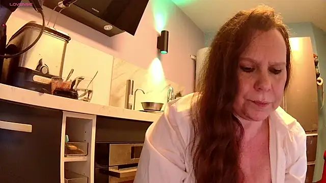 Endrocleia online show from 11-29-25, 12:35