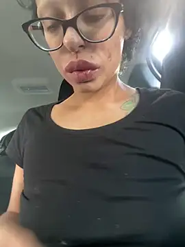 myloveforyouu online show from 10-09-25, 04:38