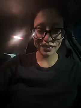 myloveforyouu online show from 11-17-25, 12:16