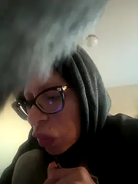 myloveforyouu online show from 12-19-25, 01:29