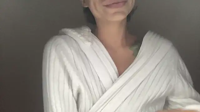 myloveforyouu online show from 04-11-26, 12:53