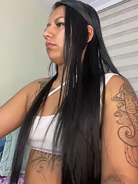 Snapshot of Ivann4 chatting on 01-28-25, 09:08 Ivann4 online show from 01-28-25, 09:08