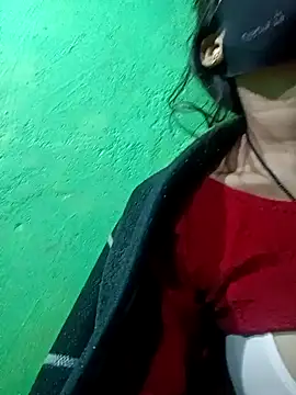 Snapshot of HOTBABITARAJ chatting on 02-15-25, 01:31 HOTBABITARAJ online show from 02-15-25, 01:31