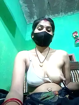 Snapshot of HOTBABITARAJ chatting on 02-24-25, 11:43 HOTBABITARAJ online show from 02-24-25, 11:43