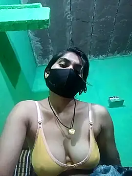 Snapshot of HOTBABITARAJ chatting on 03-19-25, 10:00 HOTBABITARAJ online show from 03-19-25, 10:00