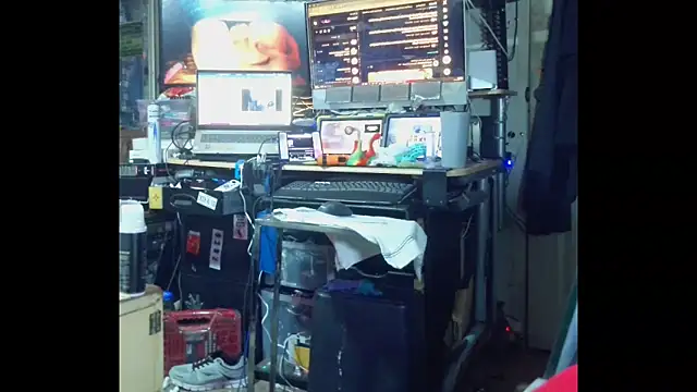 Snapshot of ArcadianDildoPnP chatting on 11-14-25, 03:27 ArcadianDildoPnP online show from 11-14-25, 03:27