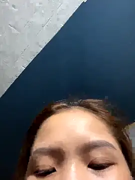 Snapshot of Girllikesexx2 chatting on 10-28-25, 03:25 Girllikesexx2 online show from 10-28-25, 03:25