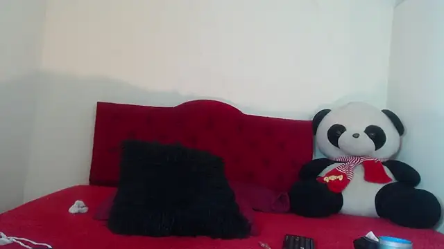 Snapshot of Luluu_08 chatting on 02-03-25, 08:24 Luluu 08 online show from 02-03-25, 08:24