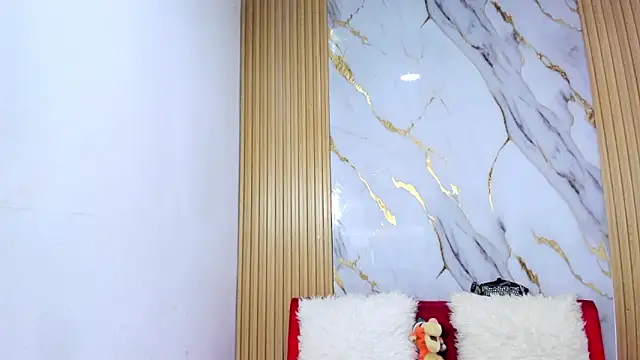 Luluu 08 online show from 04-28-26, 03:28