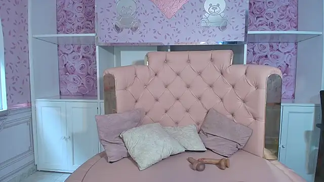 Snapshot of Bonnie__milf chatting on 03-11-25, 11:55 Bonnie  milf online show from 03-11-25, 11:55