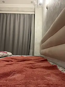 wrenlie online show from 12-16-25, 02:49