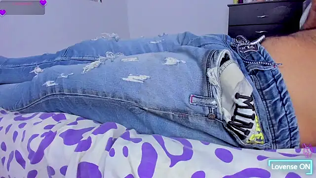 Snapshot of 6_bunny_9 chatting on 01-17-25, 11:07 6 bunny 9 online show from 01-17-25, 11:07