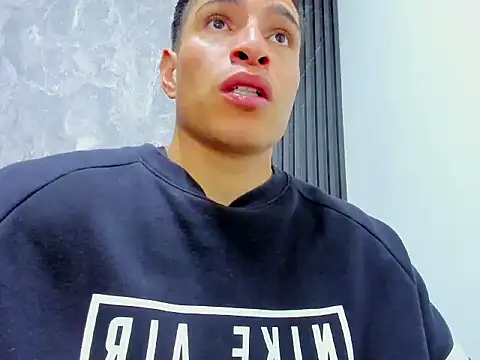 Snapshot of jack_pergurtson01 chatting on 12-02-25, 10:31 jack pergurtson01 online show from 12-02-25, 10:31