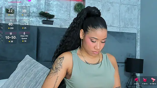 Snapshot of Salome_Diaz_ chatting on 03-22-25, 12:46 Salome Diaz  online show from 03-22-25, 12:46