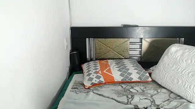 Babylin77 online show from 01-16-26, 05:11