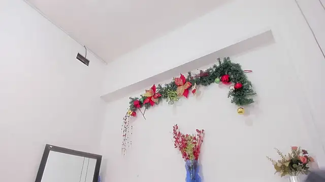 Snapshot of penelope_handaos chatting on 12-18-24, 11:02 penelope handaos online show from 12-18-24, 11:02