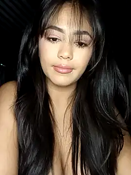 azzahara069 online show from 12-18-24, 03:47