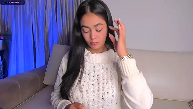 azzahara069 online show from 10-09-25, 03:26