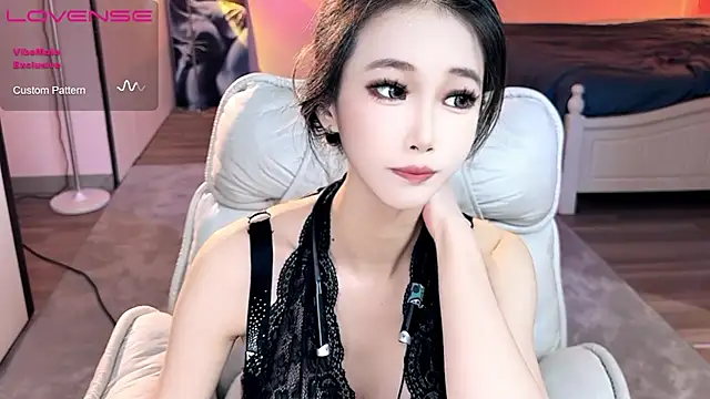 JoooJo  online show from 09-21-25, 04:47