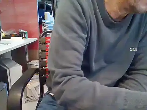 Snapshot of Raimundo1971 chatting on 10-29-25, 02:19 Raimundo1971 online show from 10-29-25, 02:19