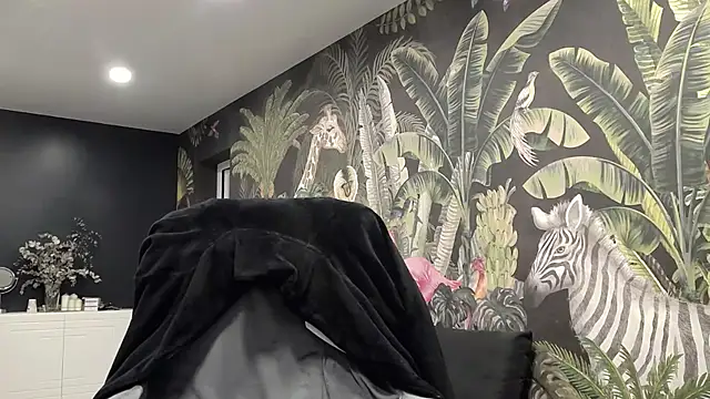 Snapshot of carla88 chatting on 12-02-25, 07:57 carla88 online show from 12-02-25, 07:57