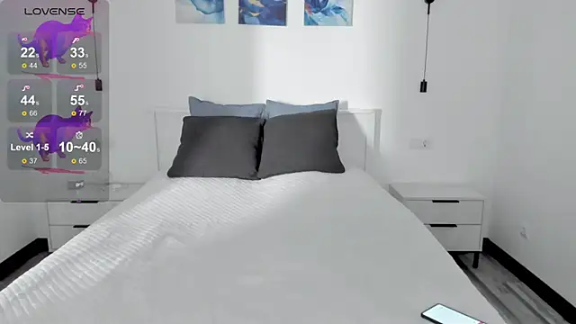 Snapshot of Miya_Kisss chatting on 03-14-25, 06:42 Miya Kisss online show from 03-14-25, 06:42