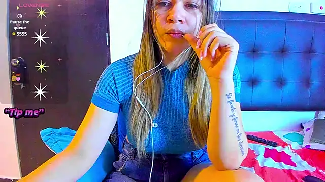 Snapshot of daniela_beauty chatting on 12-12-24, 09:48 daniela beauty online show from 12-12-24, 09:48