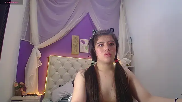 Snapshot of Ingrid_Casas chatting on 12-10-24, 11:19 Ingrid Casas online show from 12-10-24, 11:19