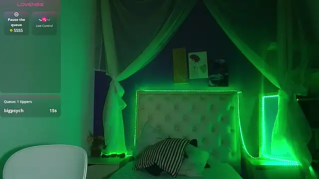 Snapshot of Ingrid_Casas chatting on 12-13-24, 04:43 Ingrid Casas online show from 12-13-24, 04:43