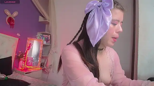 Snapshot of Ingrid_Casas chatting on 03-13-25, 02:05 Ingrid Casas online show from 03-13-25, 02:05