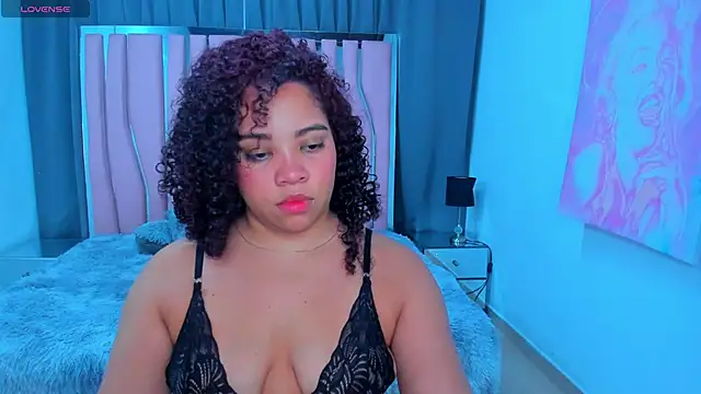 Snapshot of AngelaCoffee chatting on 02-12-25, 03:29 AngelaCoffee online show from 02-12-25, 03:29