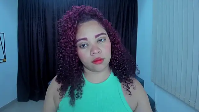 Snapshot of AngelaCoffee chatting on 09-16-25, 12:11 AngelaCoffee online show from 09-16-25, 12:11