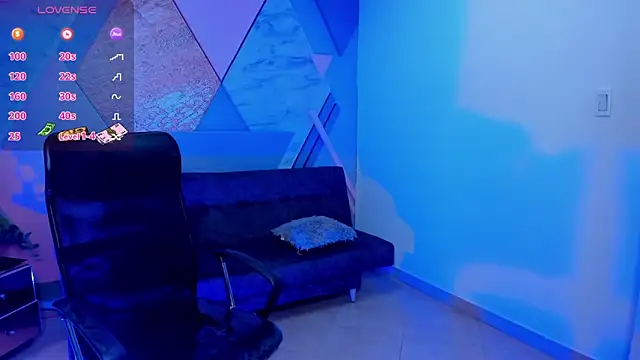 Snapshot of AngelaCoffee chatting on 09-25-25, 03:43 AngelaCoffee online show from 09-25-25, 03:43