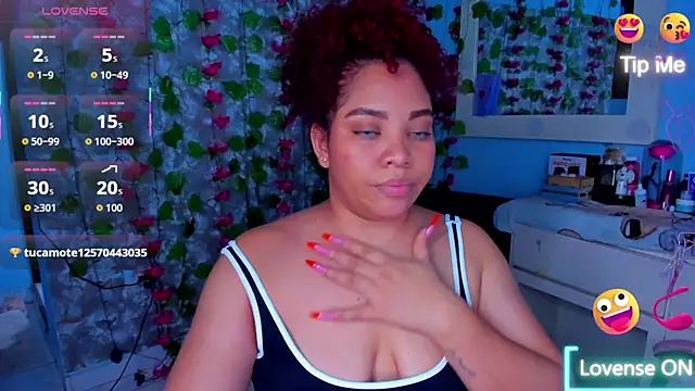 Snapshot of AngelaCoffee chatting on 05-27-26, 01:57 AngelaCoffee online show from 05-27-26, 01:57