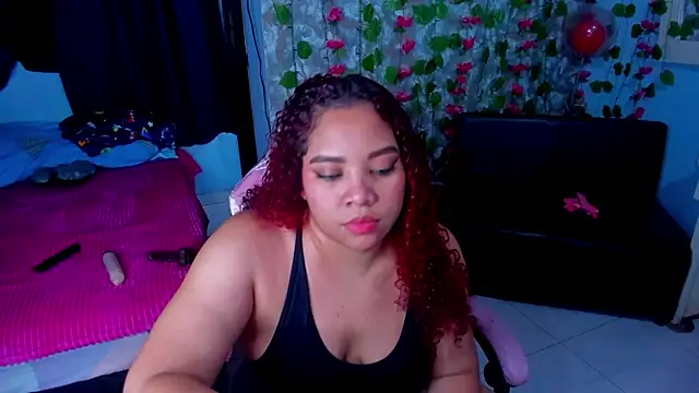 Snapshot of AngelaCoffee chatting on 06-13-26, 01:25 AngelaCoffee online show from 06-13-26, 01:25