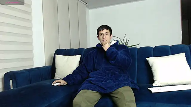 ashely ryan24 online show from 02-03-25, 12:36