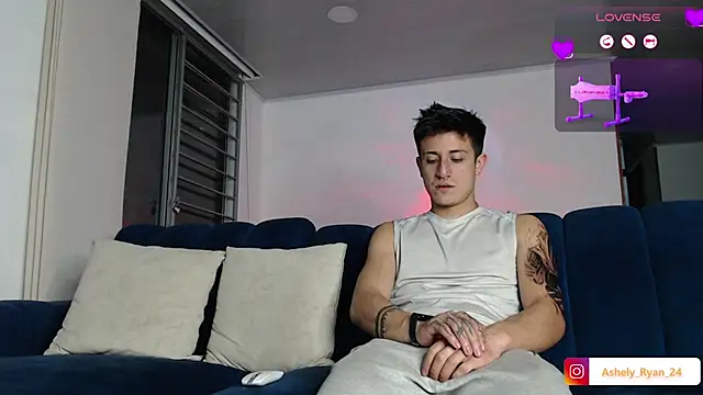 ashely ryan24 online show from 09-12-25, 12:33