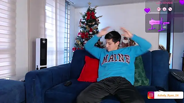 ashely ryan24 online show from 11-20-25, 09:58