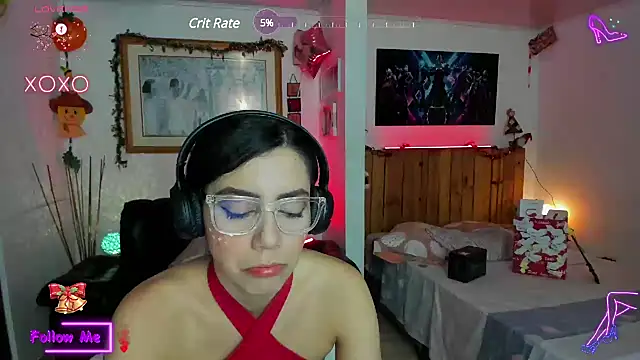 LauGrayJ online show from 12-26-24, 02:33