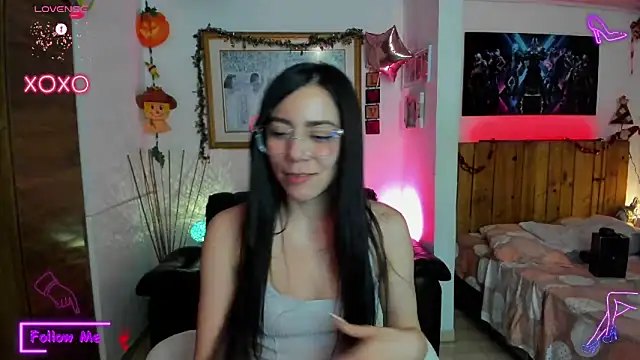 LauGrayJ online show from 03-13-25, 03:44