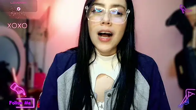 LauGrayJ online show from 10-25-25, 10:23